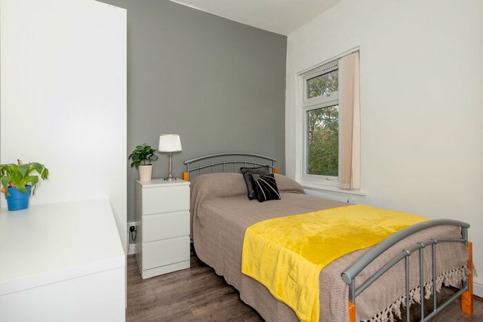 6 Bedroom Terraced House To Rent In Ashford Road, Withington, Manchester, M20