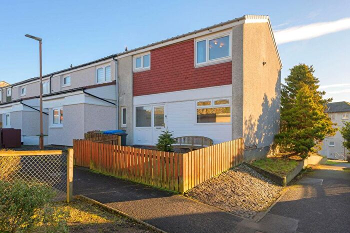 3 Bedroom End Of Terrace House For Sale In Inglewood Street, Livingston, EH54