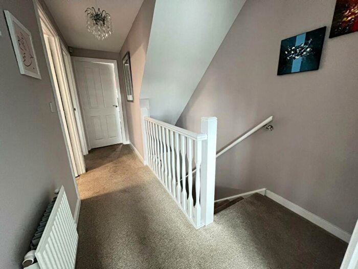 3 Bedroom Town House For Sale In Carlin Close, Bowburn, Durham, DH6