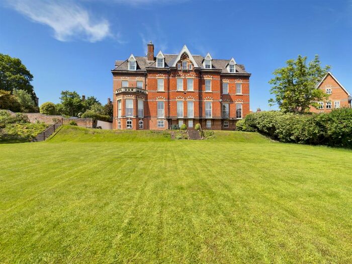 2 Bedroom Apartment To Rent In Church Road, Newnham, GL14