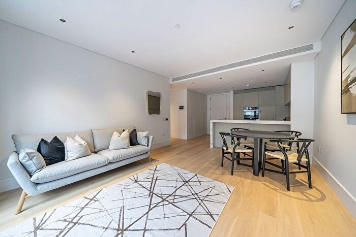 2 Bedroom Flat For Sale In Nutford Place, Marylebone, London, W1H