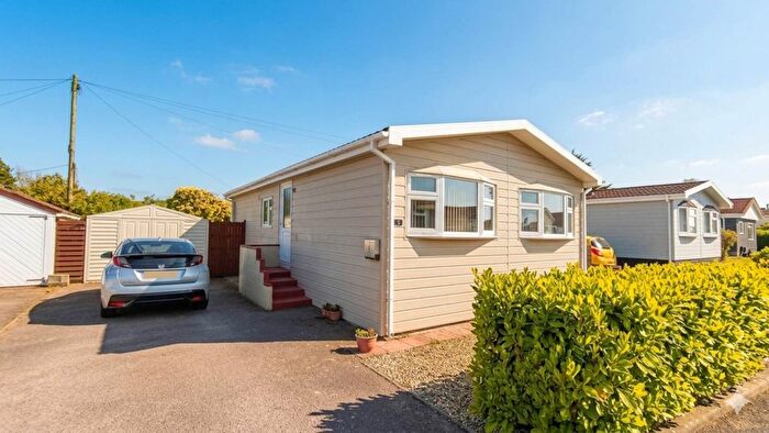 1 Bedroom Detached House For Sale In Otterham Park, Otterham, PL32