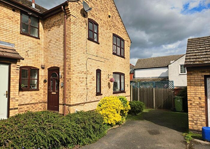 2 Bedroom House To Rent In Railway Court, Lincoln, LN1