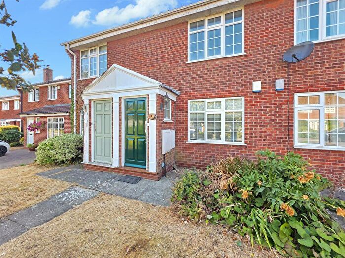2 Bedroom Maisonette For Sale In Ludgate Drive, East Bridgford, Nottingham, NG13