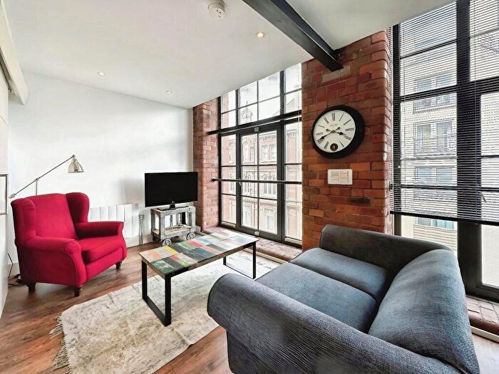 1 Bedroom Flat To Rent In Crispin Lofts, New York Road, Leeds, West Yorkshire, LS2