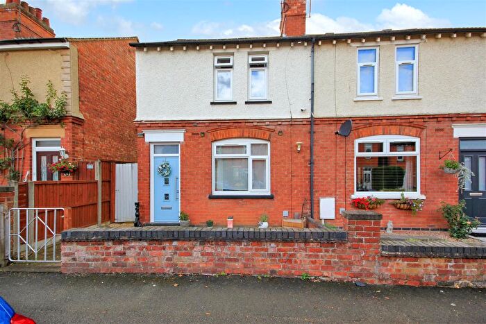 2 Bedroom Semi-Detached House For Sale In , Kings Road, Rushden, NN10