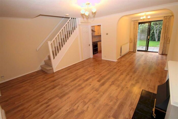 3 Bedroom Detached House To Rent In Chevalier Grove, Crownhill, Milton Keynes, MK8