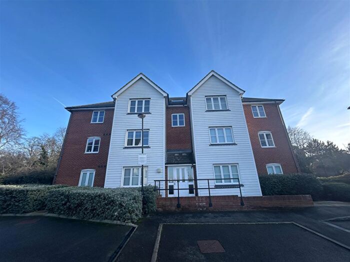 2 Bedroom Flat To Rent In The Links, Herne Bay, CT6