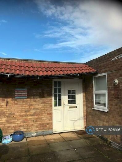2 Bedroom Flat To Rent In The Renown, Shoeburyness, Southend-On-Sea, SS3