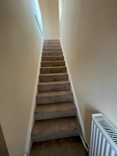 3 Bedroom Detached House To Rent In Armley Ridge Road, Armley, Leeds, LS12