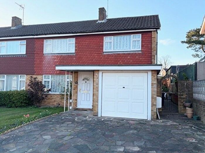 3 Bedroom Semi-Detached House For Sale In Wren Crescent, Bushey, WD23