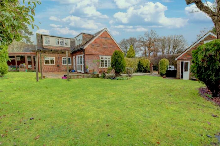 3 Bedroom Semi-Detached House For Sale In Russ Hill Road, Horley, RH6