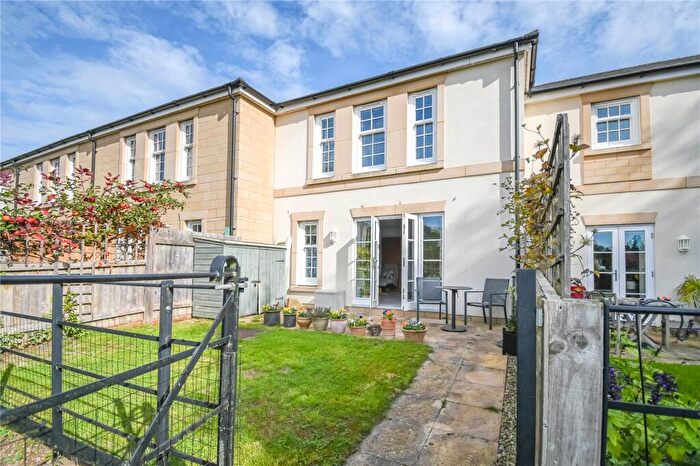 3 Bedroom Terraced House For Sale In Wordsworth Way, Devizes, Wiltshire, SN10