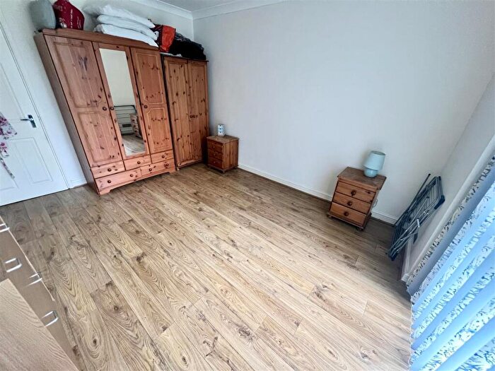 1 Bedroom Apartment For Sale In Stanley Close, Hall Green, Birmingham, B28