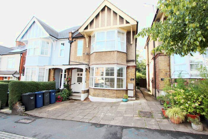 2 Bedroom Flat To Rent In Alexandra Road, London, NW4