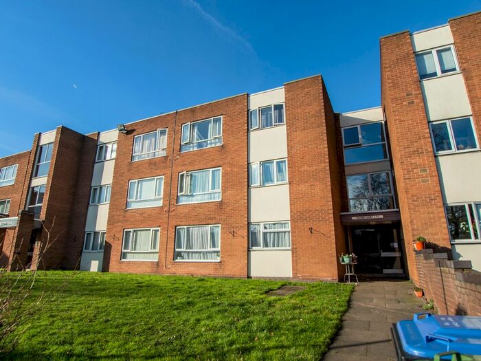 2 Bedroom Flat To Rent In Severn Court, Alwynn Walk, B23