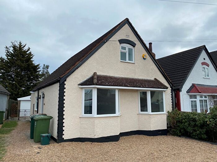 4 Bedroom Property To Rent In Wrens Avenue, Ashford, TW15