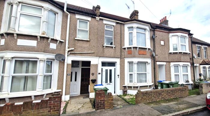 2 Bedroom Terraced House To Rent In Havelock Road, Belvedere, Greater London, DA17