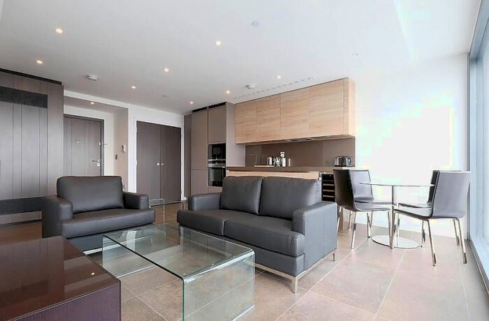 1 Bedroom Flat To Rent In Chronicle Tower, Lexicon, B City Road, Angel, Shoreditch, London, EC1V
