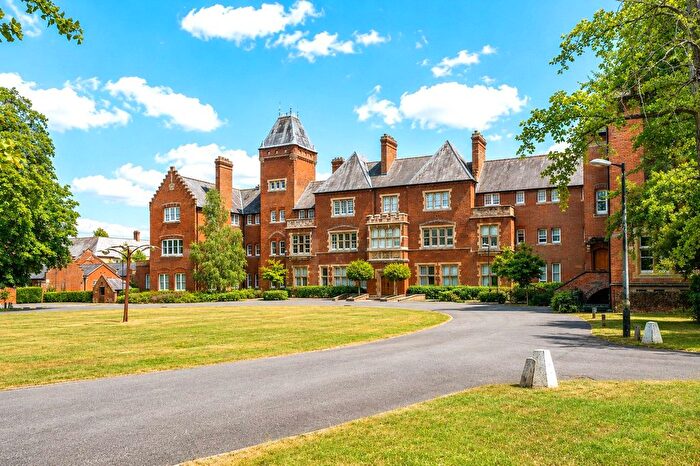 1 Bedroom Flat For Sale In Hermitage Court, Cholsey, Wallingford, OX10