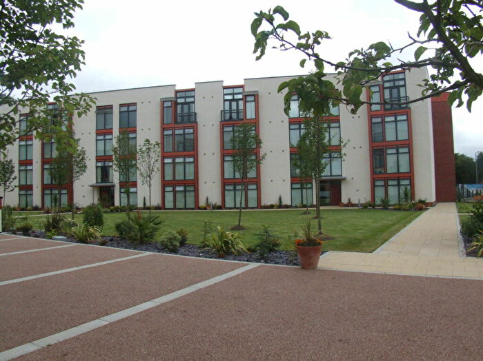 2 Bedroom Flat To Rent In Altrincham Road, Manchester, M22