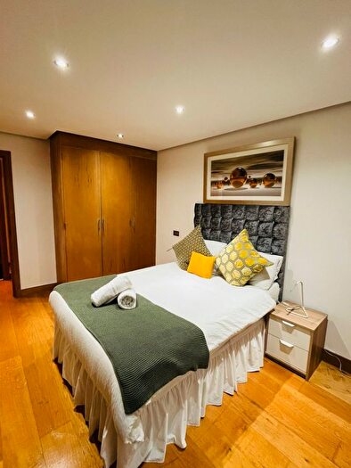3 Bedroom Flat To Rent In Great Cumberland Place, London, W1H