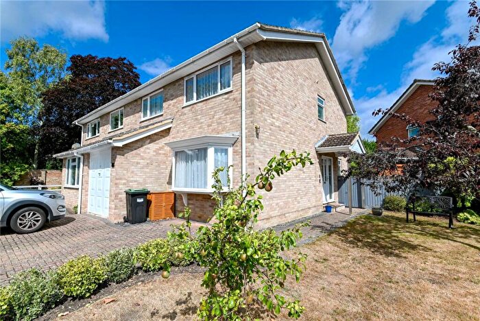 4 Bedroom Semi-Detached House For Sale In Grange Close, Everton, Lymington, Hampshire, SO41