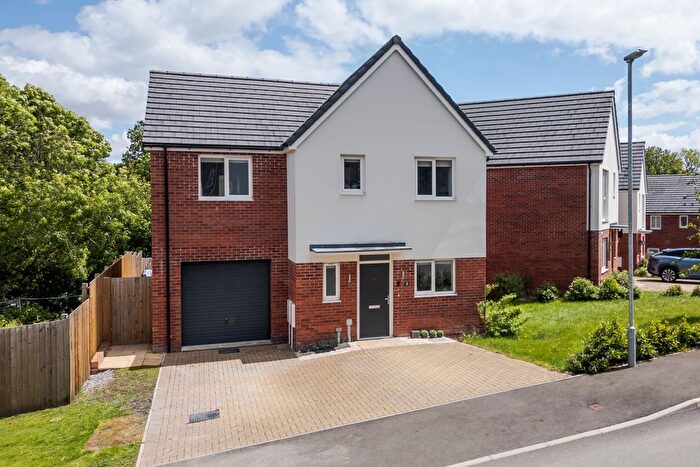 3 Bedroom Detached House For Sale In Ffordd Picton Tuberville, Swansea, SA2