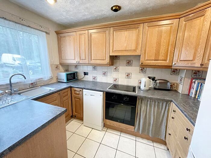 3 Bedroom Terraced House For Sale In Walkham Close, High Wycombe, HP13