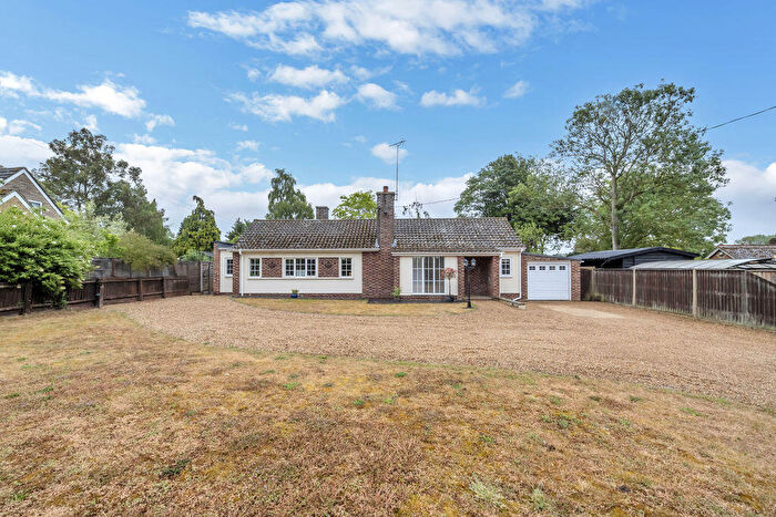 4 Bedroom Detached Bungalow For Sale In The Street, Culford, IP28