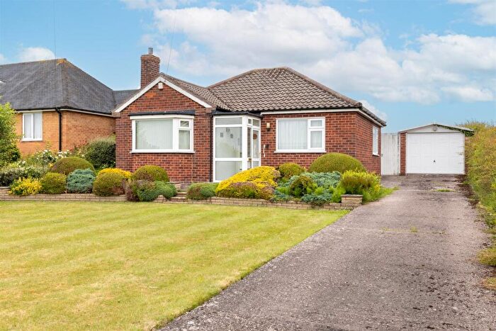 2 Bedroom Detached Bungalow For Sale In Colleys Lane, Willaston, Nantwich, CW5
