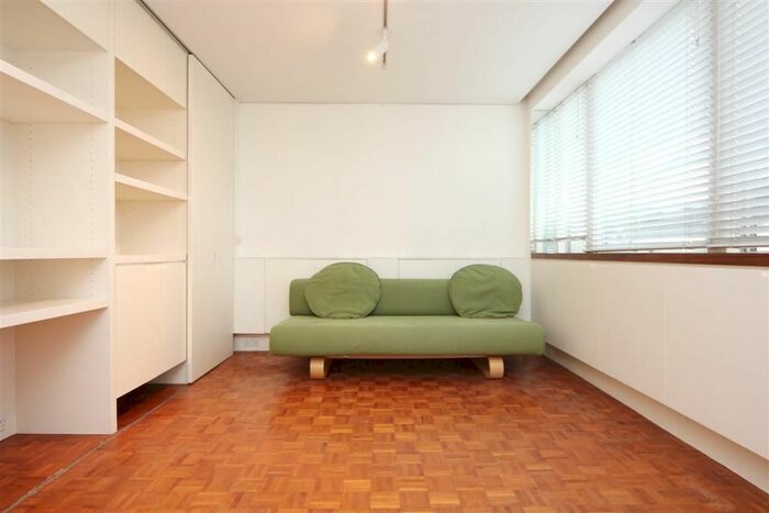 Studio To Rent In Kersfield Road, London, SW15