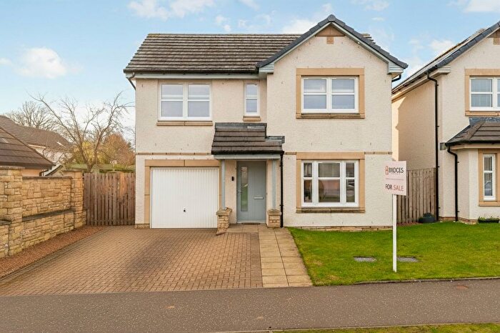 3 Bedroom Detached House For Sale In James Young Avenue, Uphall Station, EH54