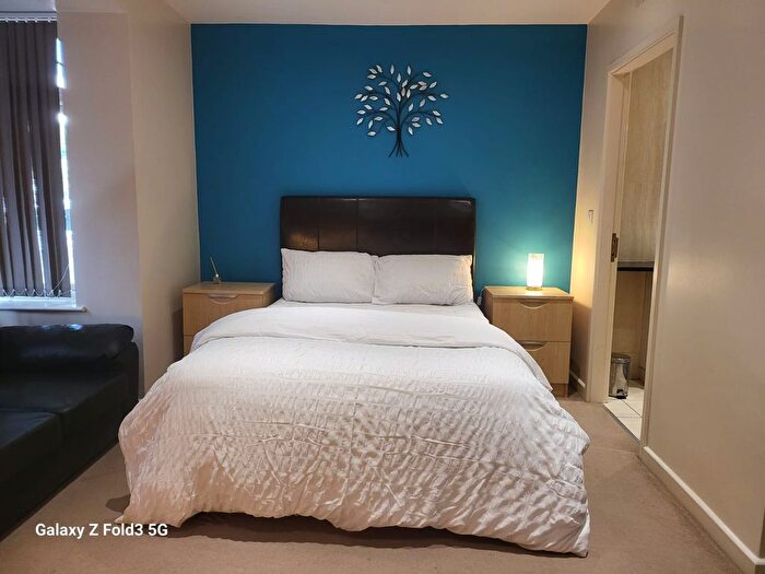 4 Bedroom Detached House For Sale In Cannock Road, Wednesfield, WV10