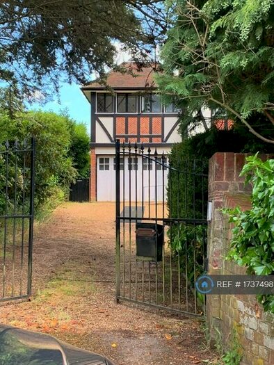 6 Bedroom Detached House To Rent In South Avenue, Norwich, NR7