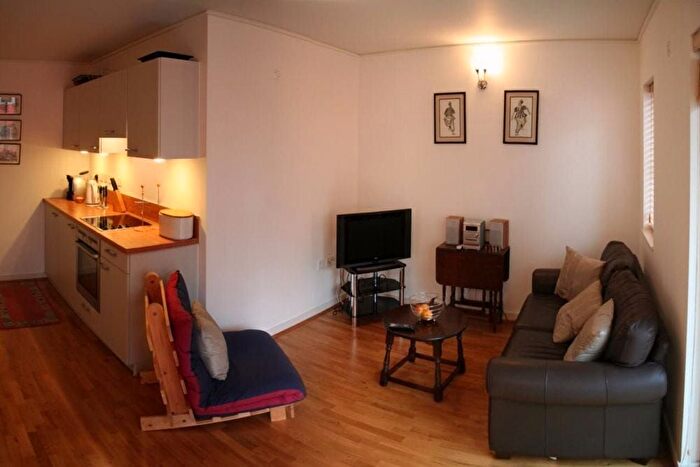 1 Bedroom Flat To Rent In Maurer Court, Greenwich, London, SE10