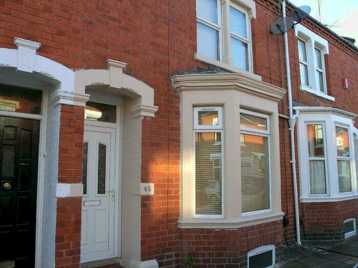 1 Bedroom Private Hall To Rent In Allen Road, Abington, NN1