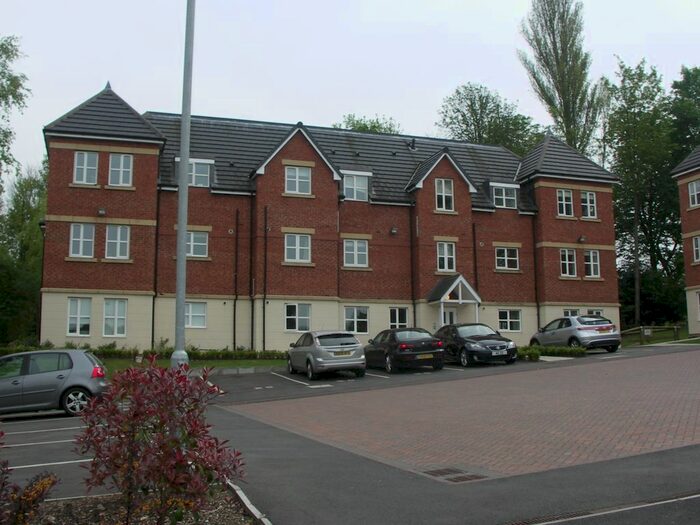 2 Bedroom Flat To Rent In Summer Drive, Sandbach, CW11