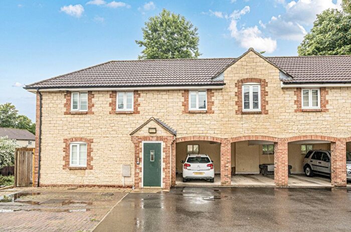 1 Bedroom Flat To Rent In Pines Close, Wincanton, BA9