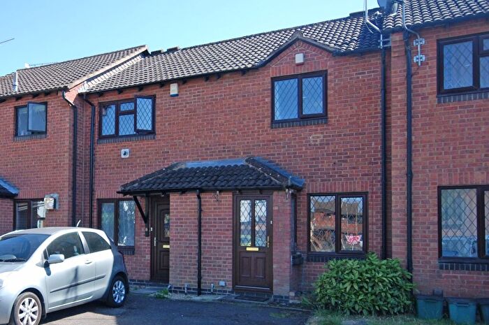 2 Bedroom Terraced House For Sale In Whitemarsh Close, Cheltenham, GL51