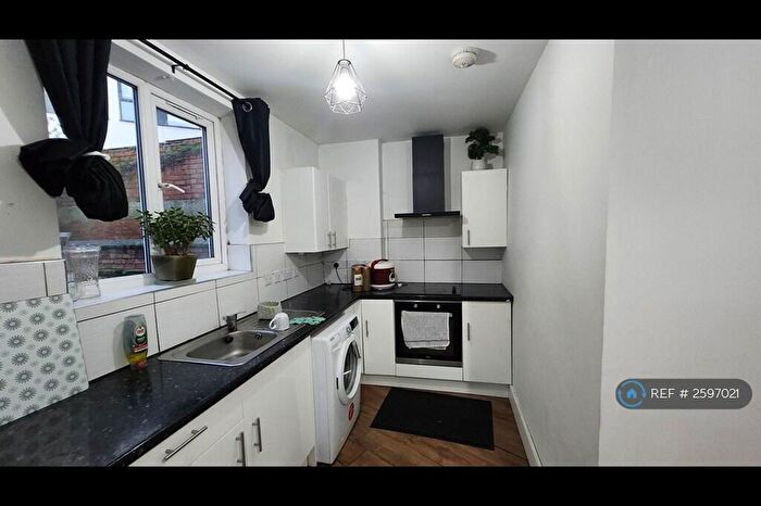 2 Bedroom Flat To Rent In Central House, Leicester, LE1