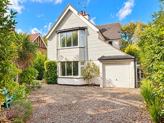 4 Bedroom Detached House For Sale In Cooden Drive, Bexhill-On-Sea, TN39