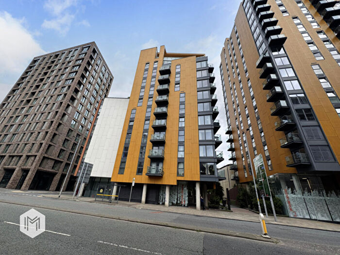 2 Bedroom Apartment For Sale In Goulden Street, Manchester, Greater Manchester, M4