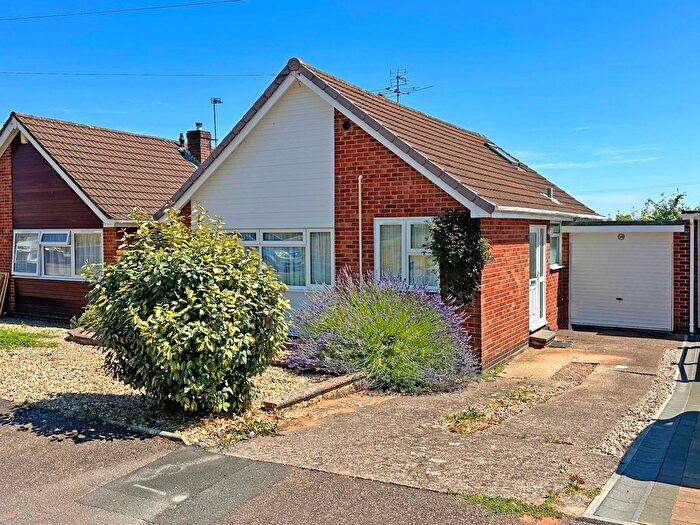 2 Bedroom Detached Bungalow For Sale In Crockwells Road, Exminster, Exeter, EX6
