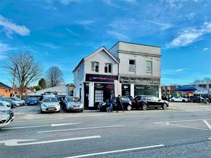 2 Bedroom Flat To Rent In Farnborough Road, Farnborough, GU14