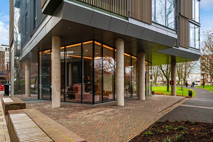 2 Bedroom Flat To Rent In Grand Central Apartments, King's Cross, NW1