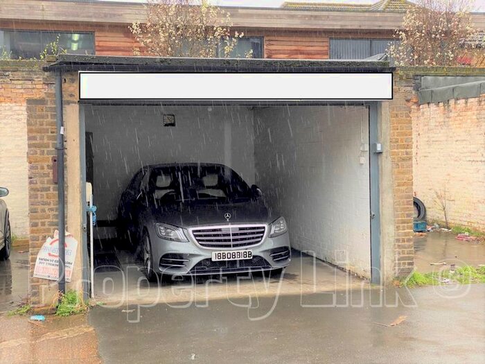 Property To Rent In Cranbrook Road, Ilford, IG1