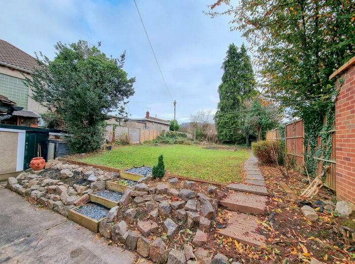 2 Bedroom Flat To Rent In West Town Road, Backwell, Bristol, BS48