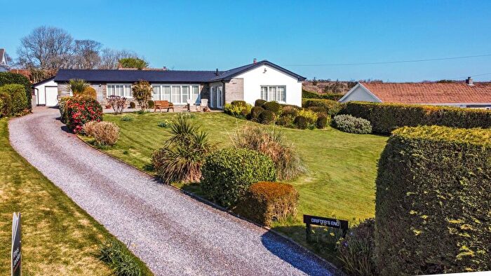 4 Bedroom Detached Bungalow For Sale In Summerhill, Amroth, Narberth, SA67