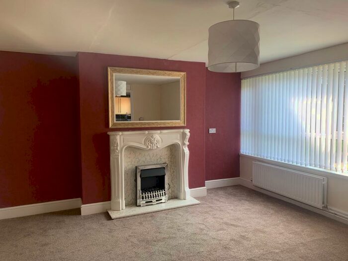 2 Bedroom Flat To Rent In Critchley Street, Ilkeston, DE7